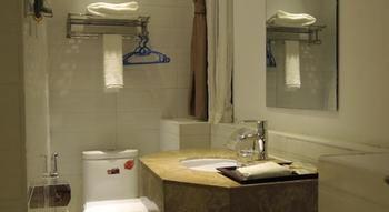 Sunny Hotel 3*